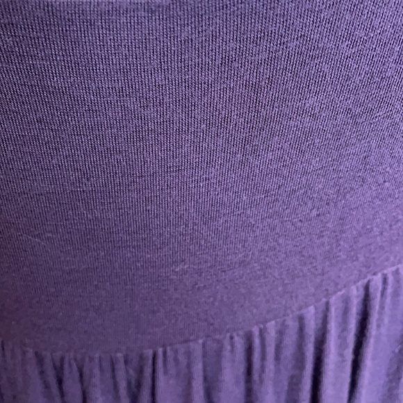 👻👻👻POSHMARK PICK👻👻👻 Women’s Purple Sundress - Picture 3 of 4